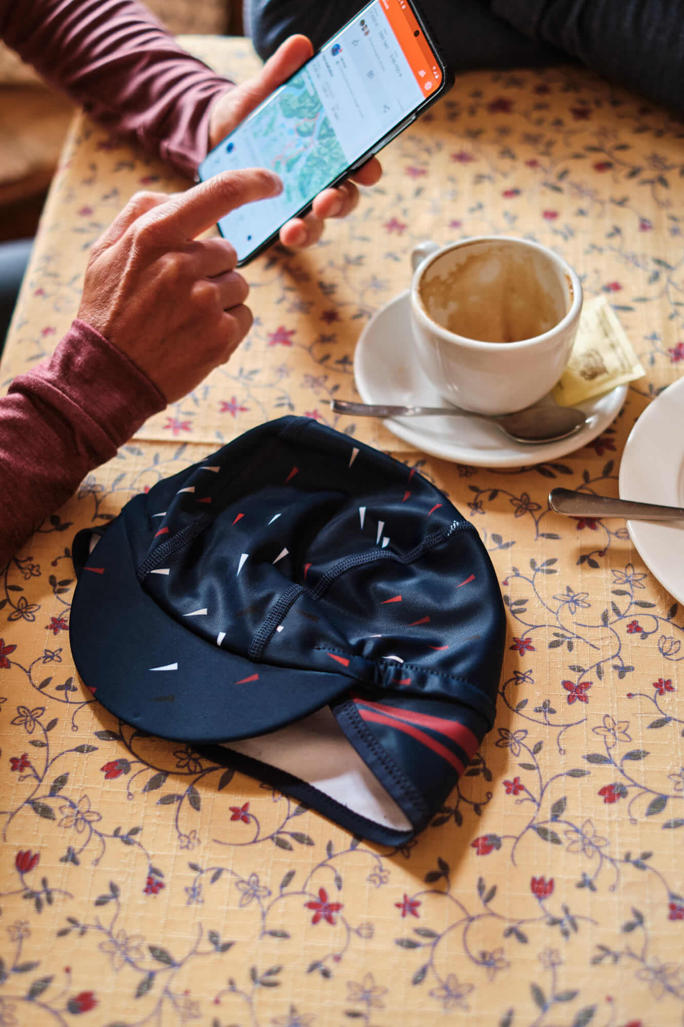 Fend off the Elements Bundle - Winter Cap / Foulard