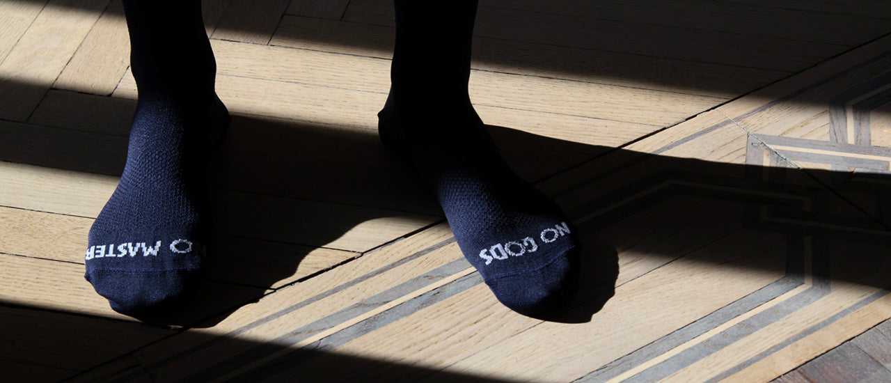 NGNM Power-up socks blue front