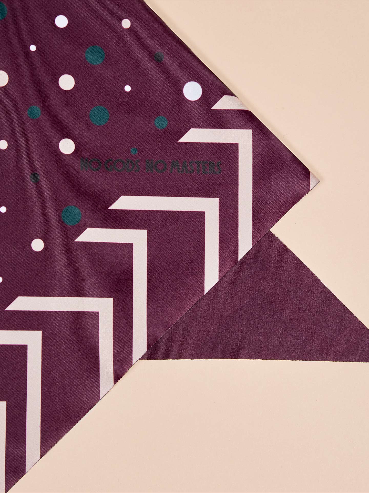 NGNM Deep purple Foulard polka dots detail